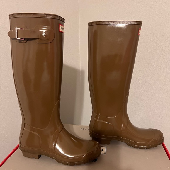 Hunter Women's Original Tall Gloss Rain Boots 7 - Picture 2 of 8